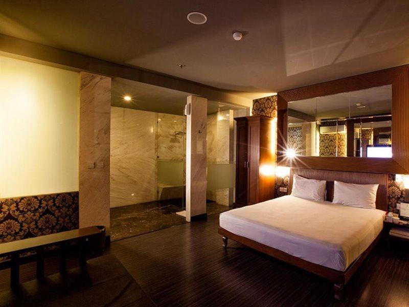 โรงแรมแอต 108 บาย ฮิม จาการ์ตา ภายนอก รูปภาพ